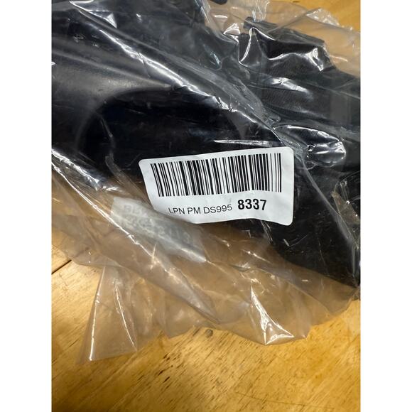 United Ortho Short Air Cam Walker Fracture Boot, Small, Black - Picture 4 of 4